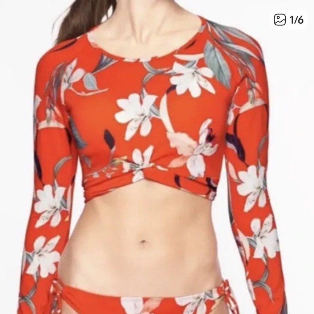 ATHLETA | NWT Waimea Red Floral‎ Rush Guard Long Sleeve Twist Crop Swim Top, XXS